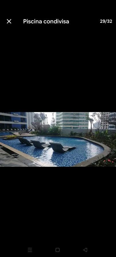 Amazing View Makati Elegant Flat 400Mb Internet Apartment Manila Exterior photo